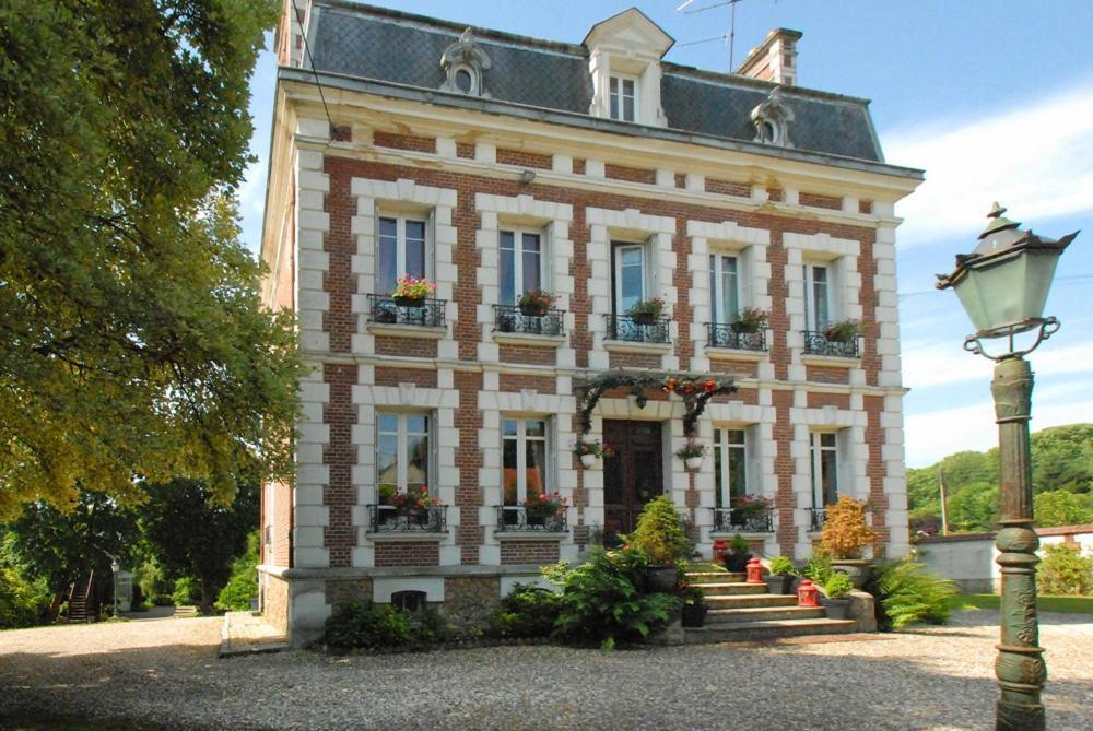 مبيت وإفطار Bézu-Saint-Éloi Le Domaine Des Pres Du Hom المظهر الخارجي الصورة